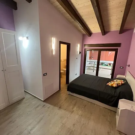 Bed & Breakfast House