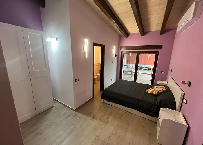 Bed & Breakfast House